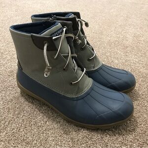 Sperry Saltwater Grey Blue Duck Boots Size 9